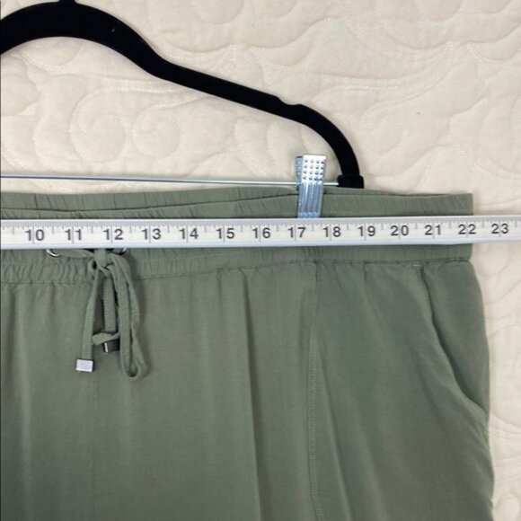 Penningtons Green Pants High Rise Relaxed Fit - Picture 7 of 10